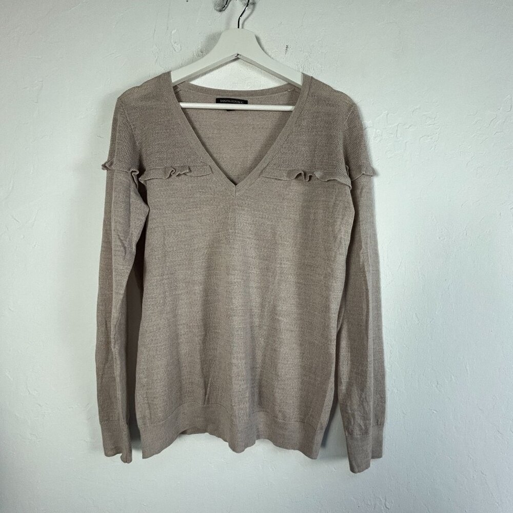 Banana Republic Womens Merino Wool Knit Ruffle Trim V-Neck Sweater Large Beige